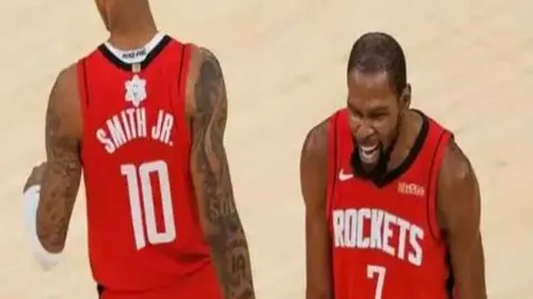 沙特俱乐部给出4亿欧年薪邀梅西，年薪是C罗两倍，巴黎官方尚无回应