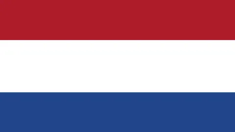 尤文防线遭遇伤病潮，麦肯尼和洛卡特利有望临危受命担纲后卫