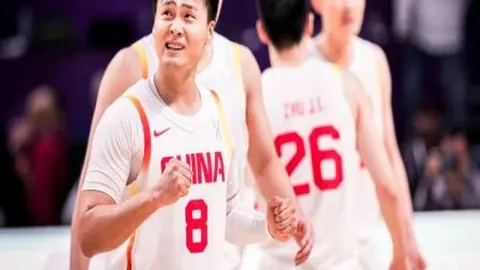 大乐透期号专家推荐：赫尔辛堡质合分析前区十码